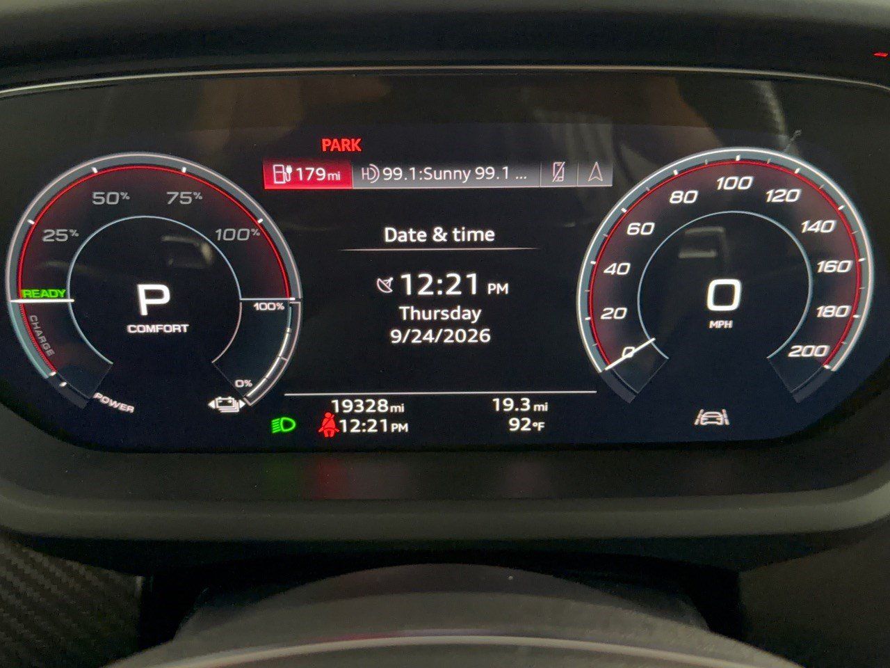 Certified 2024 Audi e-tron GT Premium Plus AWD/4WD image 26