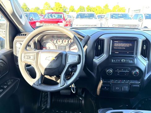 Used 2020 Chevrolet Silverado 2500 W/T w/ WT Convenience Package AWD/4WD image 28