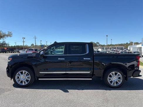 New 2026 Chevrolet Silverado 1500 High Country AWD/4WD image 4
