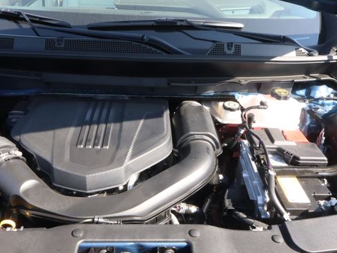 New 2025 GMC Acadia Denali w/ Super Cruise Package image 18