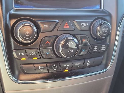 Used 2018 Jeep Grand Cherokee Altitude AWD/4WD image 27