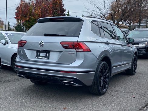 Certified 2021 Volkswagen Tiguan SE R-Line w/ 3rd Row Seat Package image 3