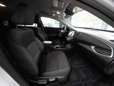 Used 2020 Chevrolet Malibu LS FWD image 26