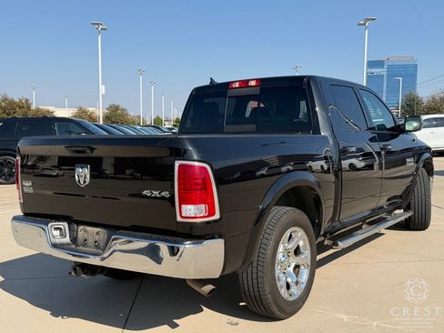 Used 2018 RAM 1500 Laramie w/ Convenience Group image 9
