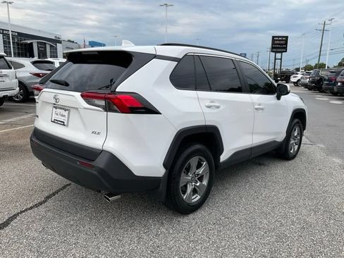 Used 2024 Toyota RAV4 XLE w/ Convenience Package FWD image 25
