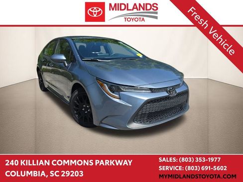 Used 2022 Toyota Corolla LE image 1