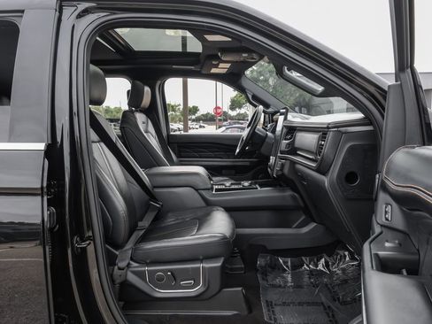 Used 2023 Ford Expedition Max Platinum AWD/4WD image 45