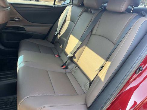 Certified 2025 Lexus ES 350 w/ Premium Package FWD image 22