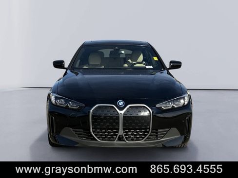 Used 2023 BMW i4 eDrive35 w/ Premium Package image 8