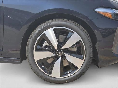 New 2025 Audi A5 2.0T Premium image 9