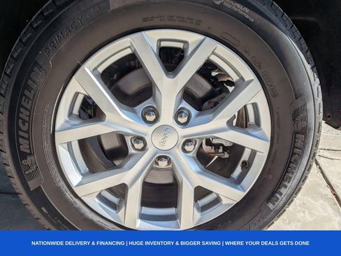 Used 2023 Jeep Grand Cherokee Limited image 39