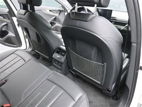 Used 2023 Audi A4 2.0T Premium Plus image 29