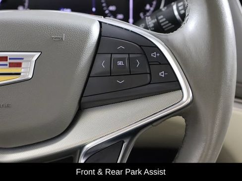 Used 2021 Cadillac XT5 Premium Luxury w/ LPO, Floor Liner Package FWD image 10