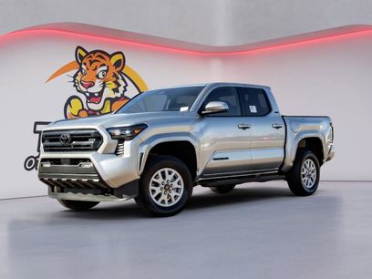 New 2025 Toyota Tacoma SR5