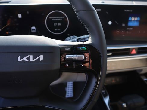 New 2026 Kia Sorento SX image 30