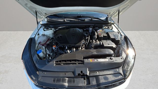 Used 2025 Kia K5 GT-Line FWD image 32