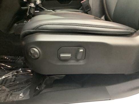 New 2026 Jeep Wrangler Unlimited Sahara AWD/4WD image 14