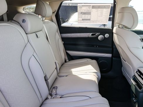 Used 2026 Genesis GV80 2.5T Advanced AWD/4WD image 19