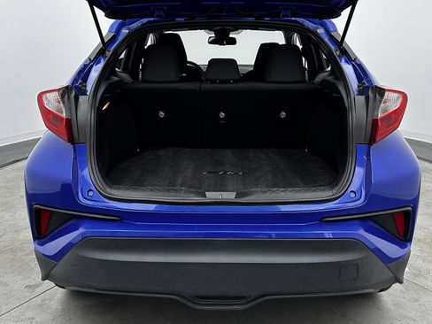 Used 2019 Toyota C-HR LE image 25