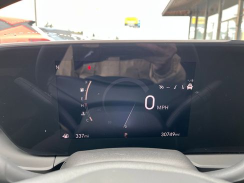 Used 2025 Buick Envista Preferred image 41