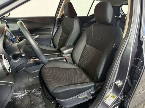 Certified 2023 Nissan Kicks SV FWD image 16