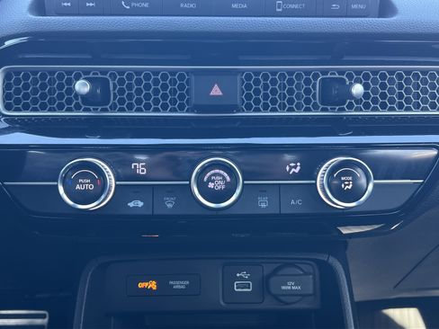 Used 2024 Honda Civic Sport image 17