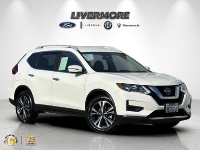 Used 2020 Nissan Rogue SV w/ Premium Package
