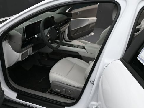 Certified 2024 Hyundai Ioniq 6 SEL image 12