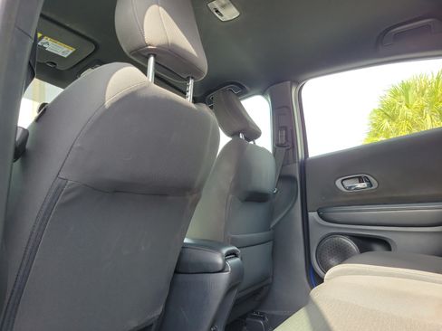 Certified 2020 Honda HR-V Sport image 11