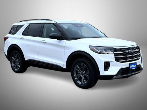 New 2026 Ford Explorer Active w/ Active Comfort Package AWD/4WD image 3