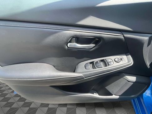 Used 2022 Nissan Sentra SV w/ All-Weather Package FWD image 17