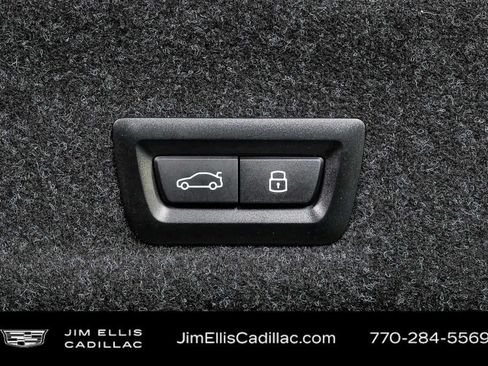 Used 2025 BMW 330i xDrive Sedan AWD/4WD image 31