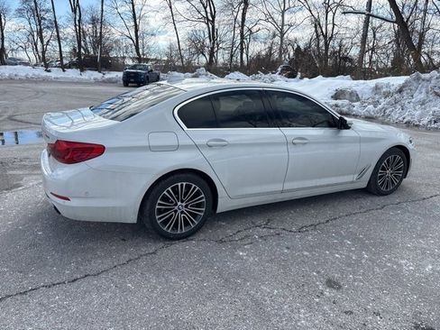 Used 2020 BMW 530i xDrive w/ Premium Package image 5