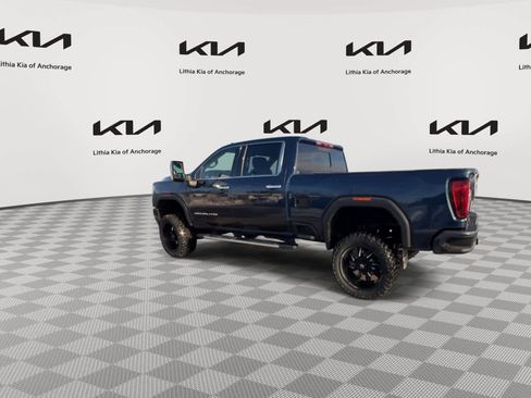 Used 2021 GMC Sierra 2500 Denali w/ Denali Ultimate Package AWD/4WD image 7