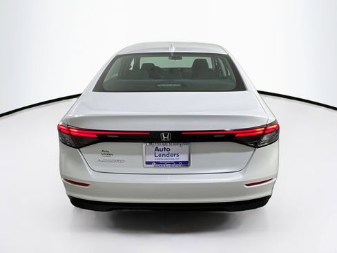 Used 2023 Honda Accord EX image 6