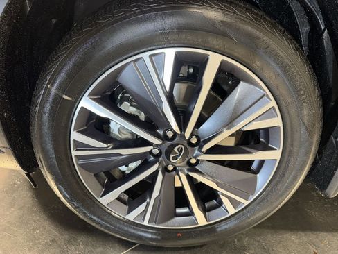 Certified 2026 INFINITI QX60 Luxe w/ Cargo Package AWD/4WD image 2