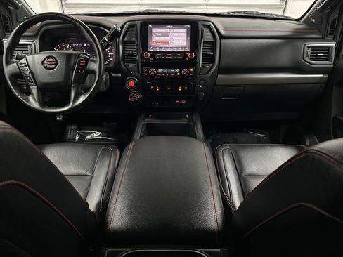 Used 2020 Nissan Titan PRO-4X w/ Pro-4x Convenience Package AWD/4WD image 24