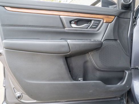 Used 2021 Honda CR-V Touring image 7