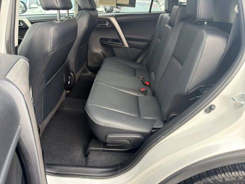 Used 2017 Toyota RAV4 Limited image 31