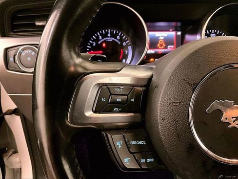 Used 2021 Ford Mustang Premium RWD image 17