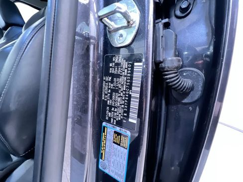 Used 2025 Kia Telluride S FWD image 49