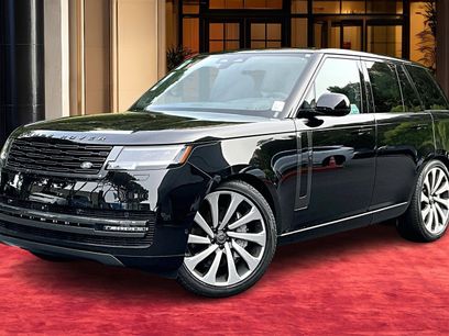 New 2025 Land Rover Range Rover SE