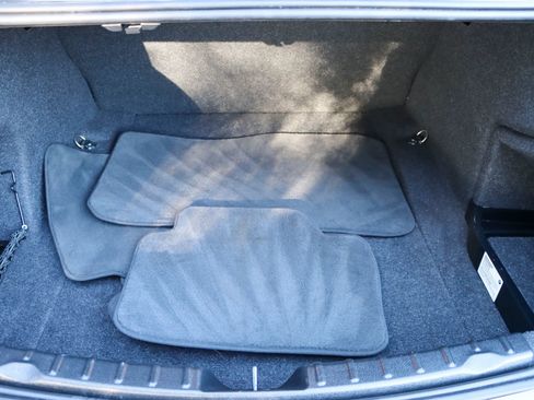 Used 2018 BMW 320i Sedan image 24