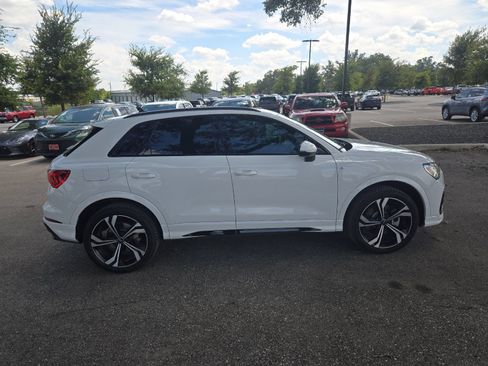 Used 2024 Audi Q3 2.0T Premium Plus w/ Premium Plus Package AWD/4WD image 6