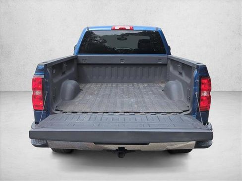 Used 2018 Chevrolet Silverado 1500 LT w/ All Star Edition RWD image 9