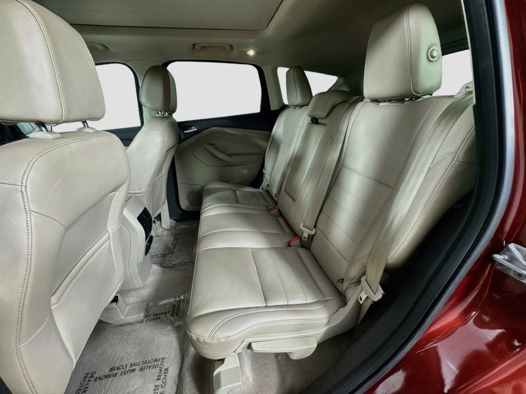 Used 2016 Ford Escape SE w/ SE Leather Comfort Package AWD/4WD image 28