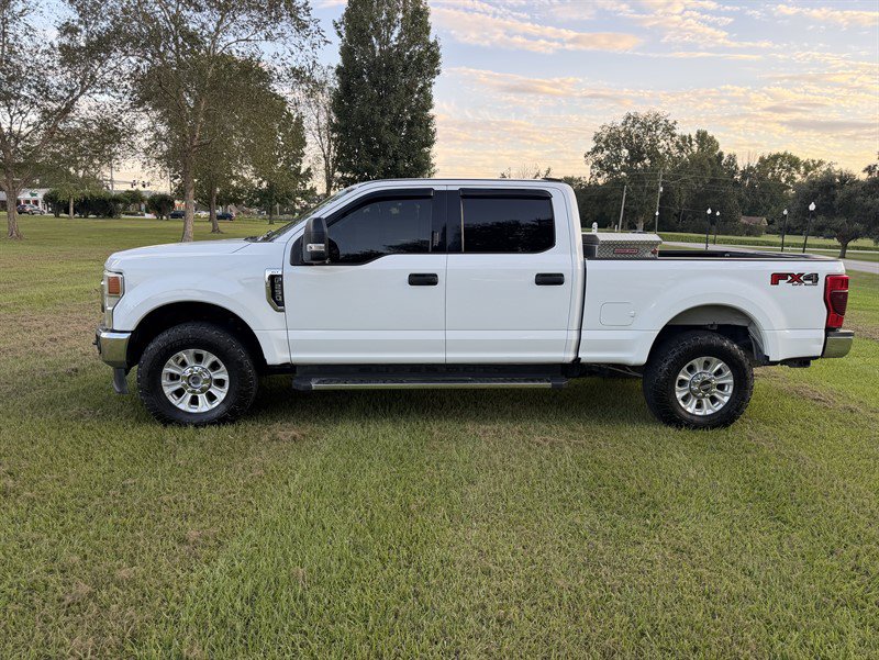 Used 2022 Ford F250 XLT w/ XLT Value Package AWD/4WD image 5