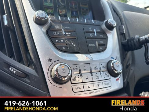 Used 2017 Chevrolet Equinox LT w/ Convenience Package FWD image 23