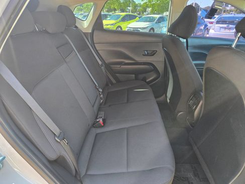Used 2024 Hyundai Kona SEL AWD/4WD image 8