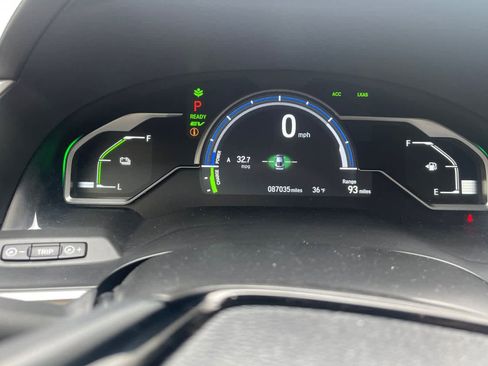 Used 2018 Honda Clarity Touring image 15